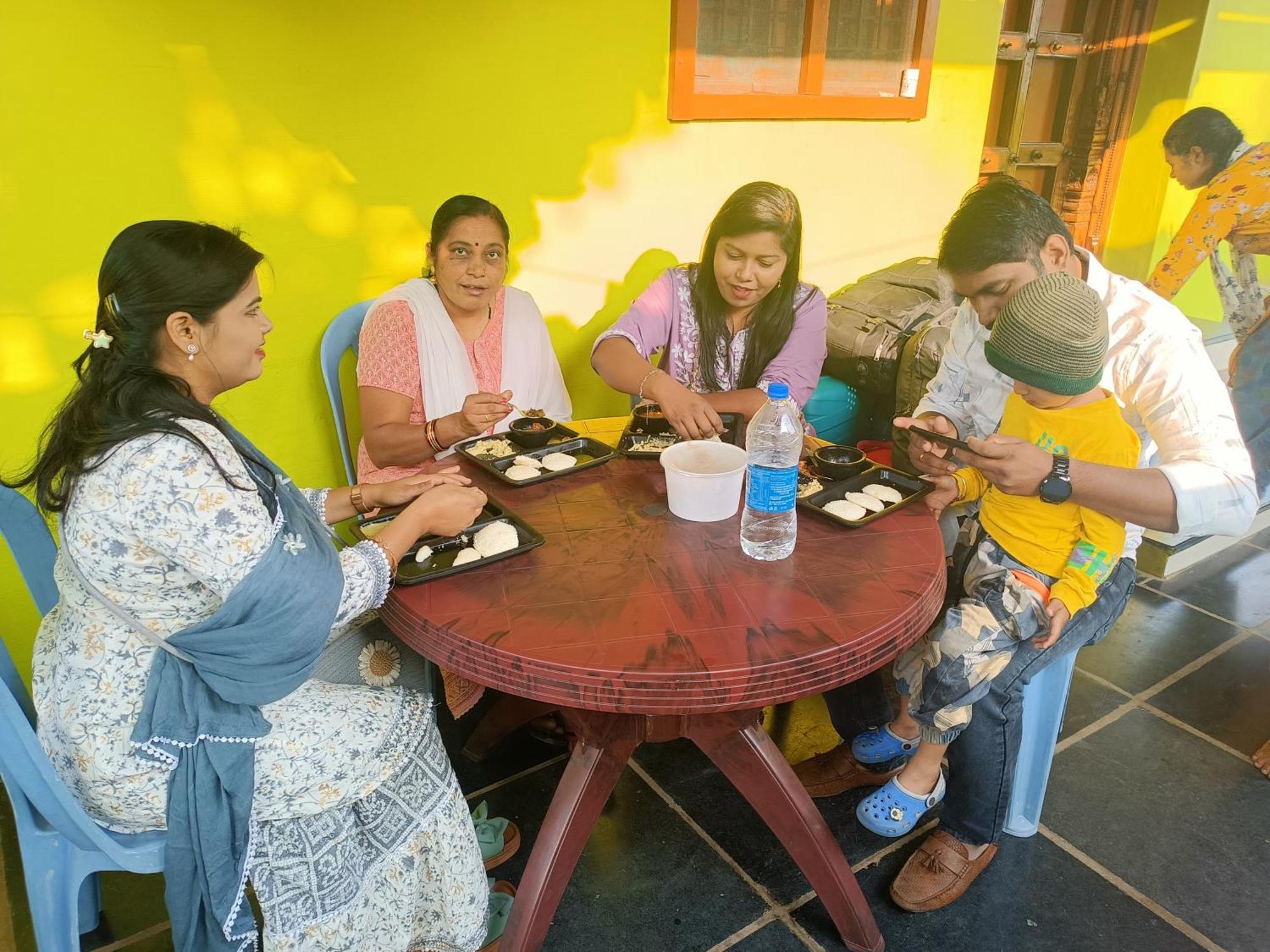 Abhi Homestay Hampi Kültér fotó